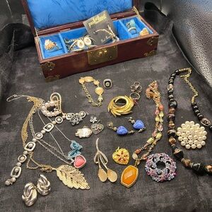 VTG Chinese wood carved jade inlay, Shanghai china